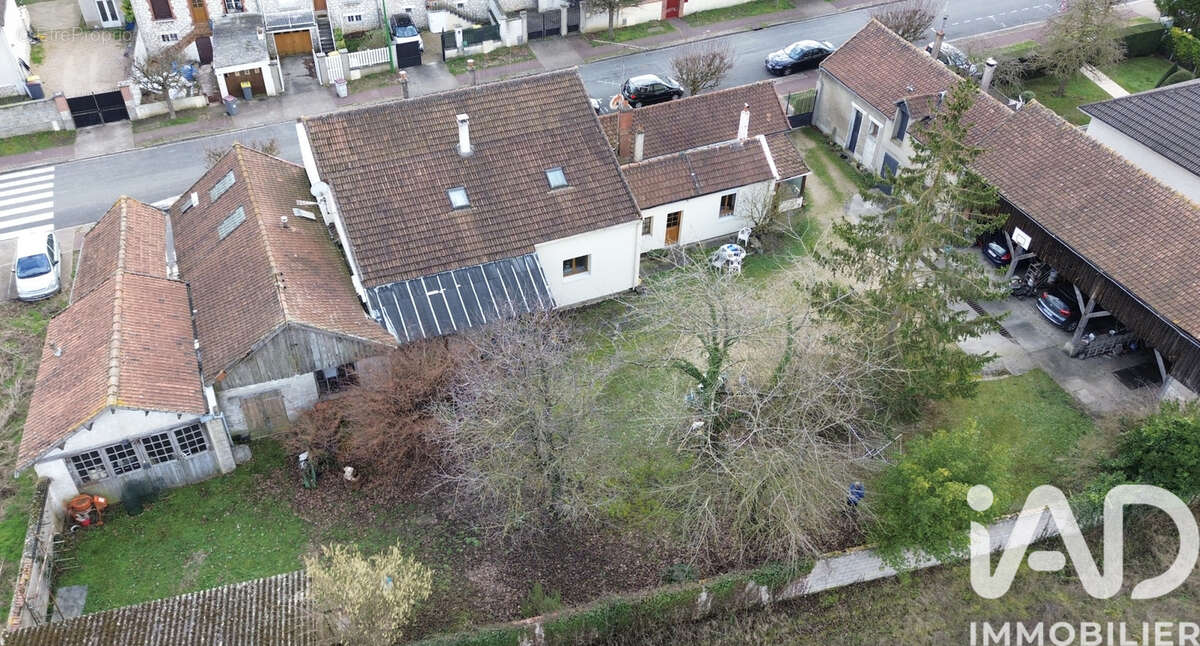 Maison 240 m² à Varennes-Sur-Seine  - photo 4