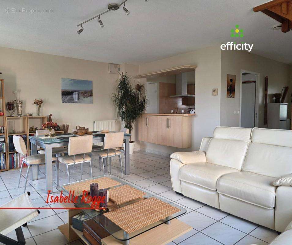 Maison à SAINT-MARTIN-DE-SEIGNANX