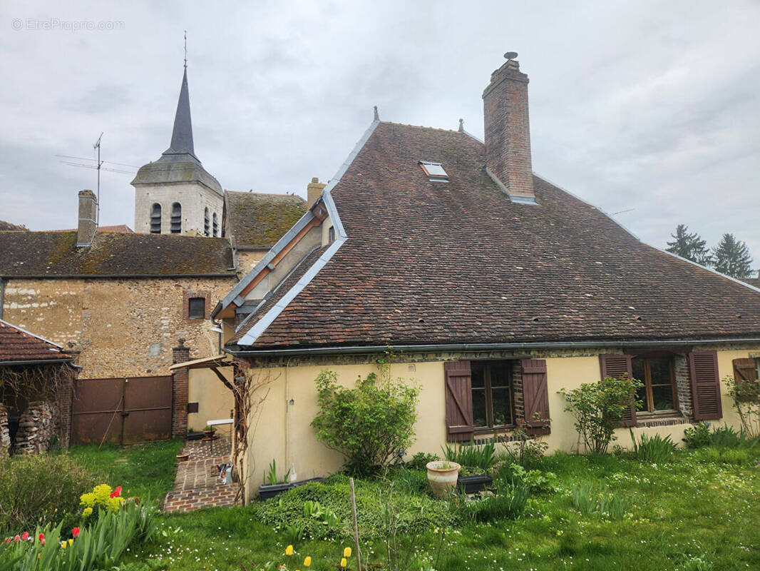 Maison à RIGNY-LE-FERRON