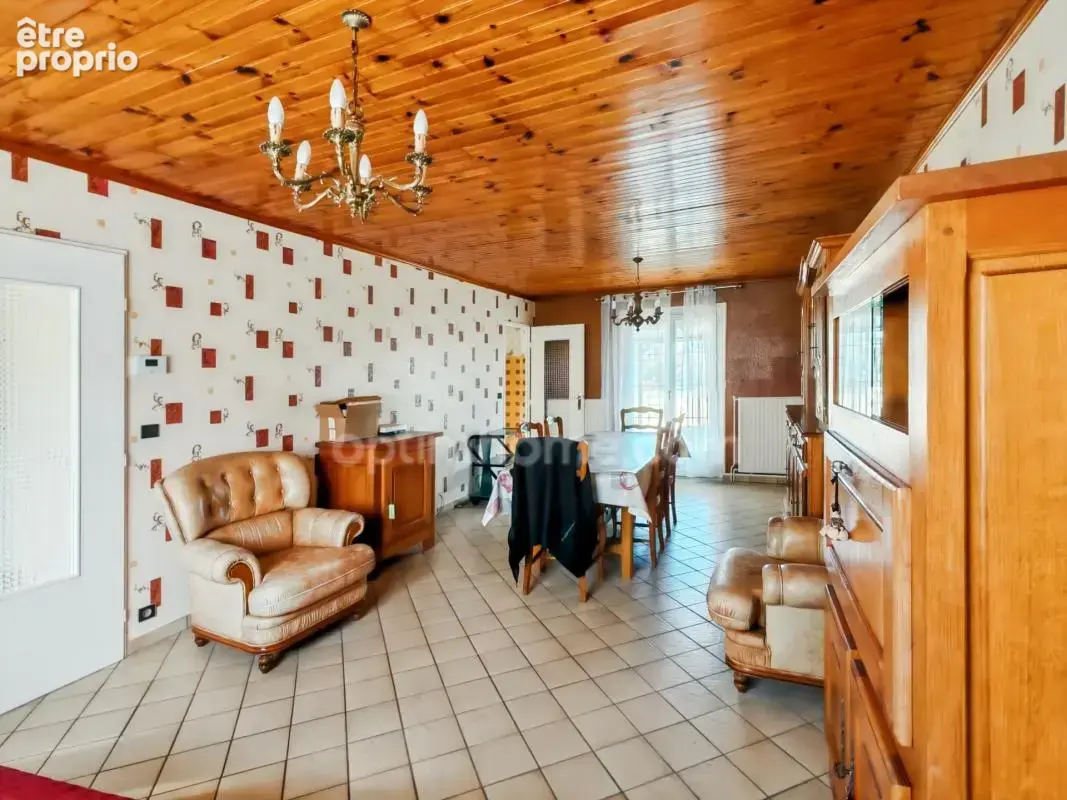 MOUY – Charmante maison familiale de 89,49 m² avec 3 chambres, jardin, garage et sous-sol - photo 7