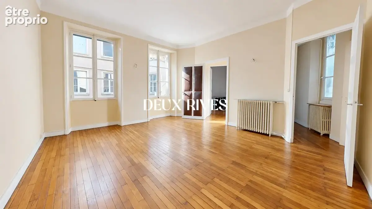 Appartement 4 pièces 84 m² à vendre à Nantes (44000) - photo 2