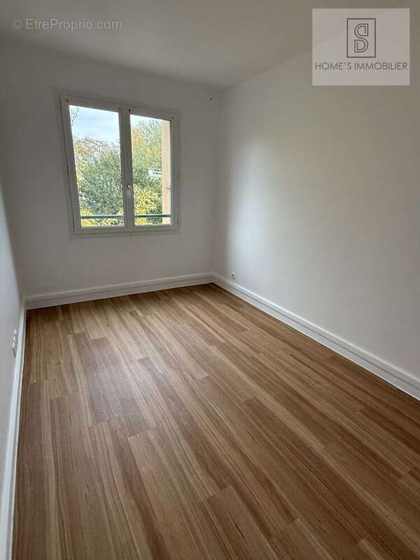 Appartement à CLICHY-SOUS-BOIS