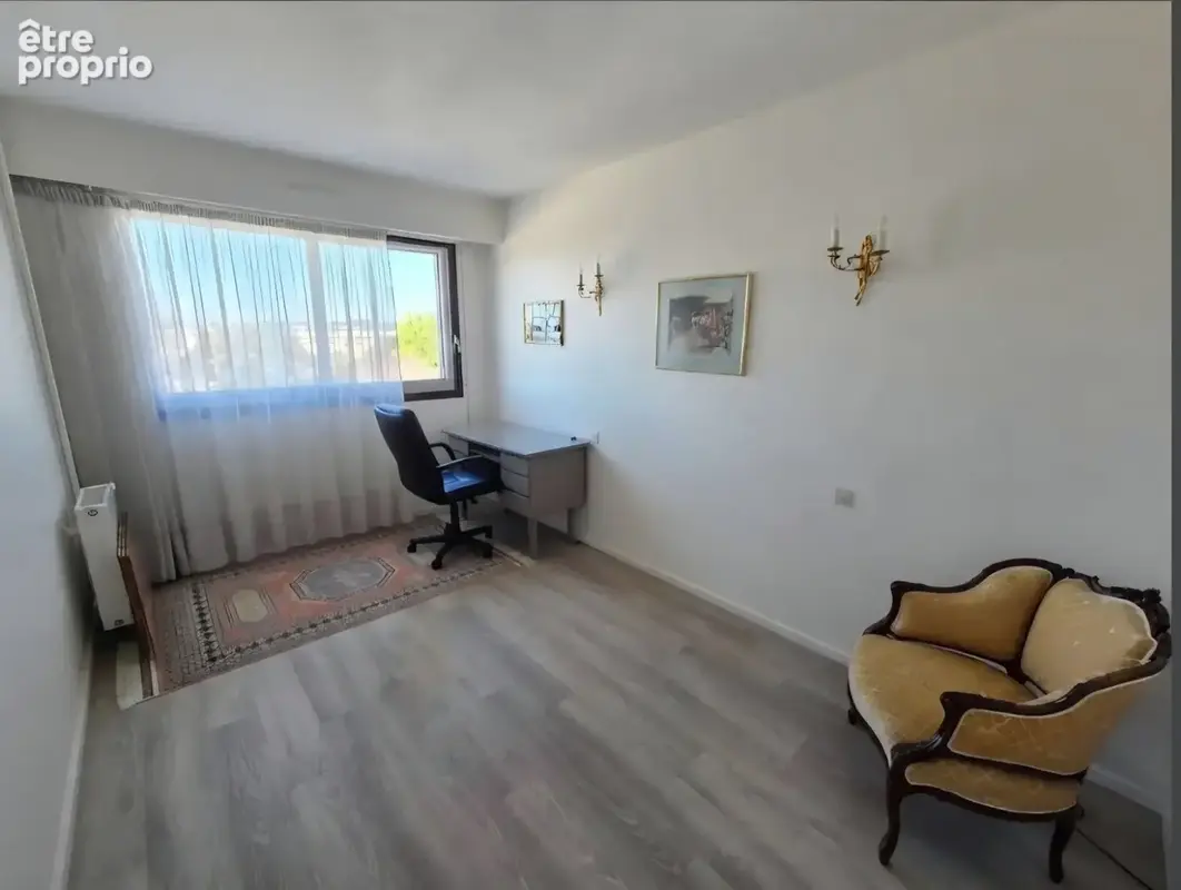 Appartement 4 pièces de 95m2 + cave + deux places de parking - photo 15