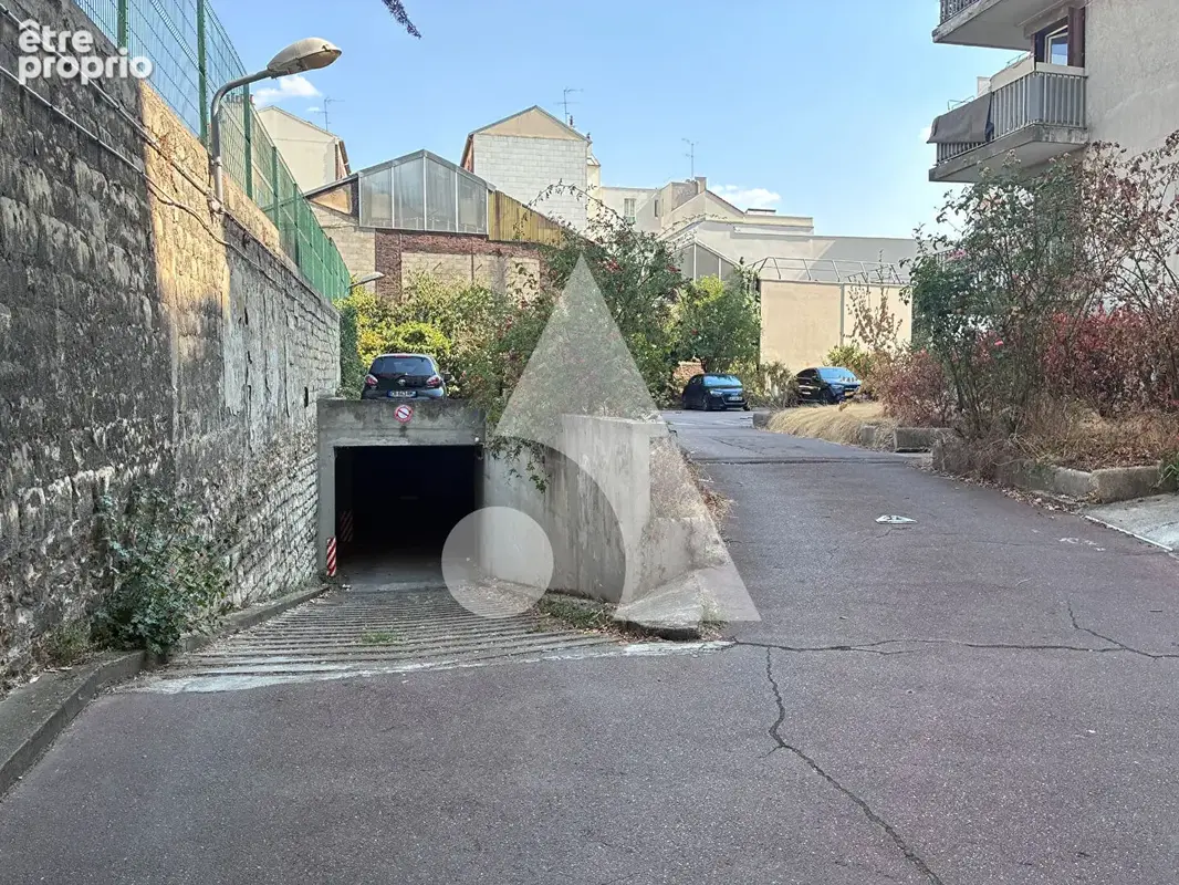 Place de parking - photo 2