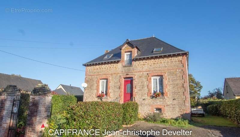 Maison à MAYENNE