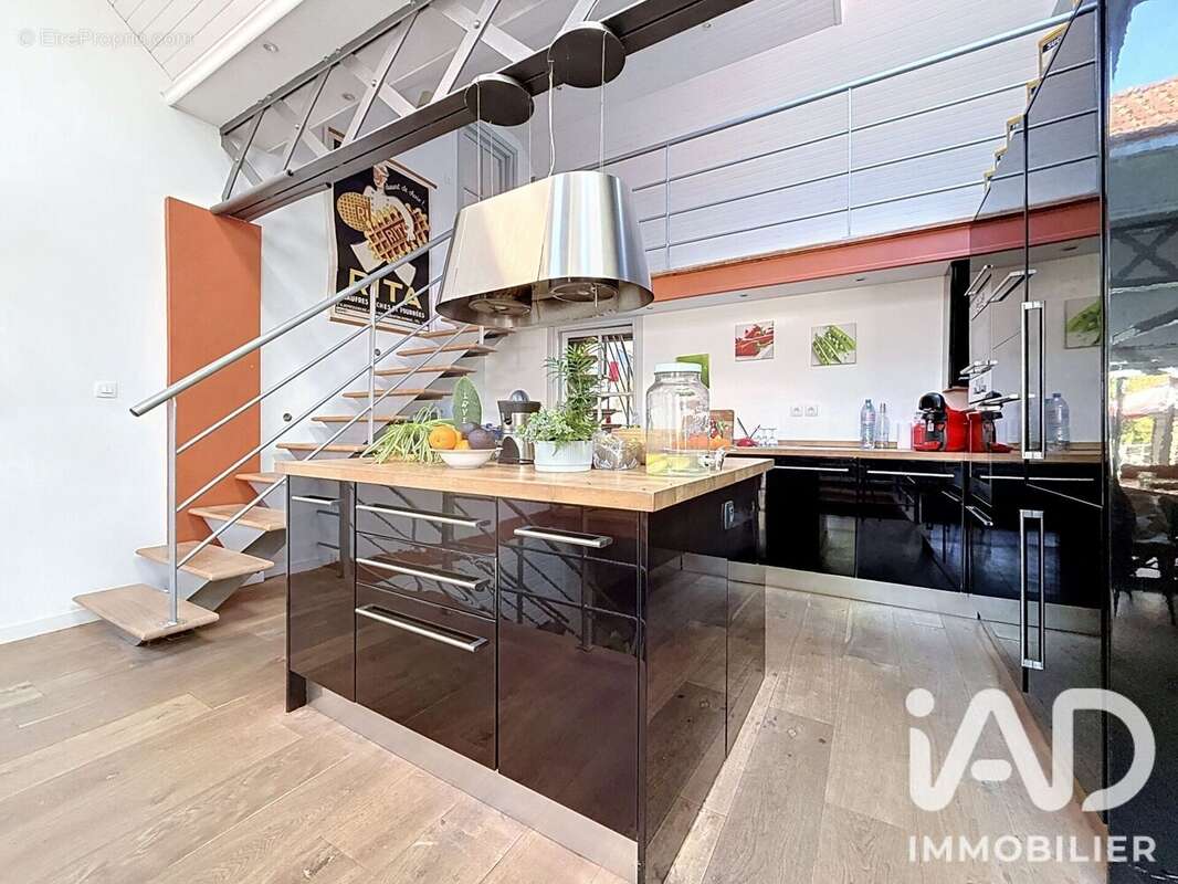 Maison 280 m² à Erquinghem-Le-Sec  - photo 3
