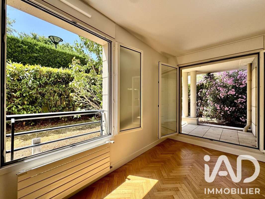 Photo 3 - Appartement à GARCHES