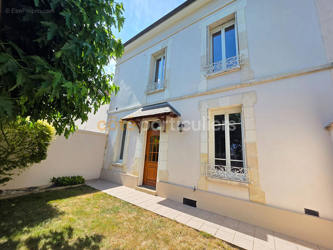 Maison à SENS