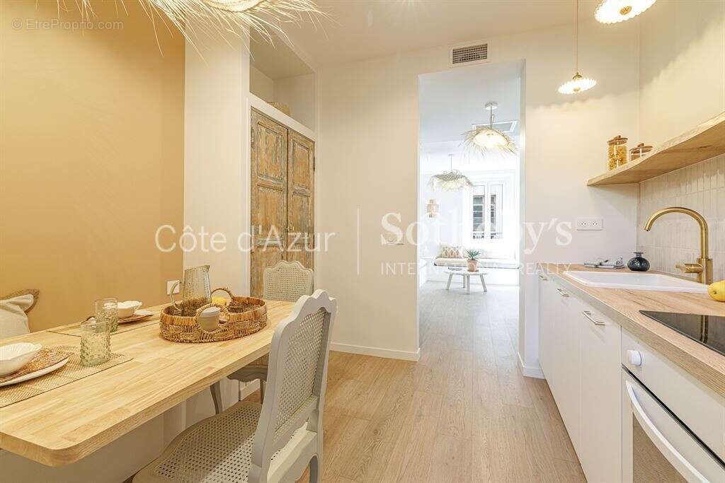 Nice Port appartement 3 pièces 51 m2 rénové 2 chambres climatisation investissement locatif - photo 11