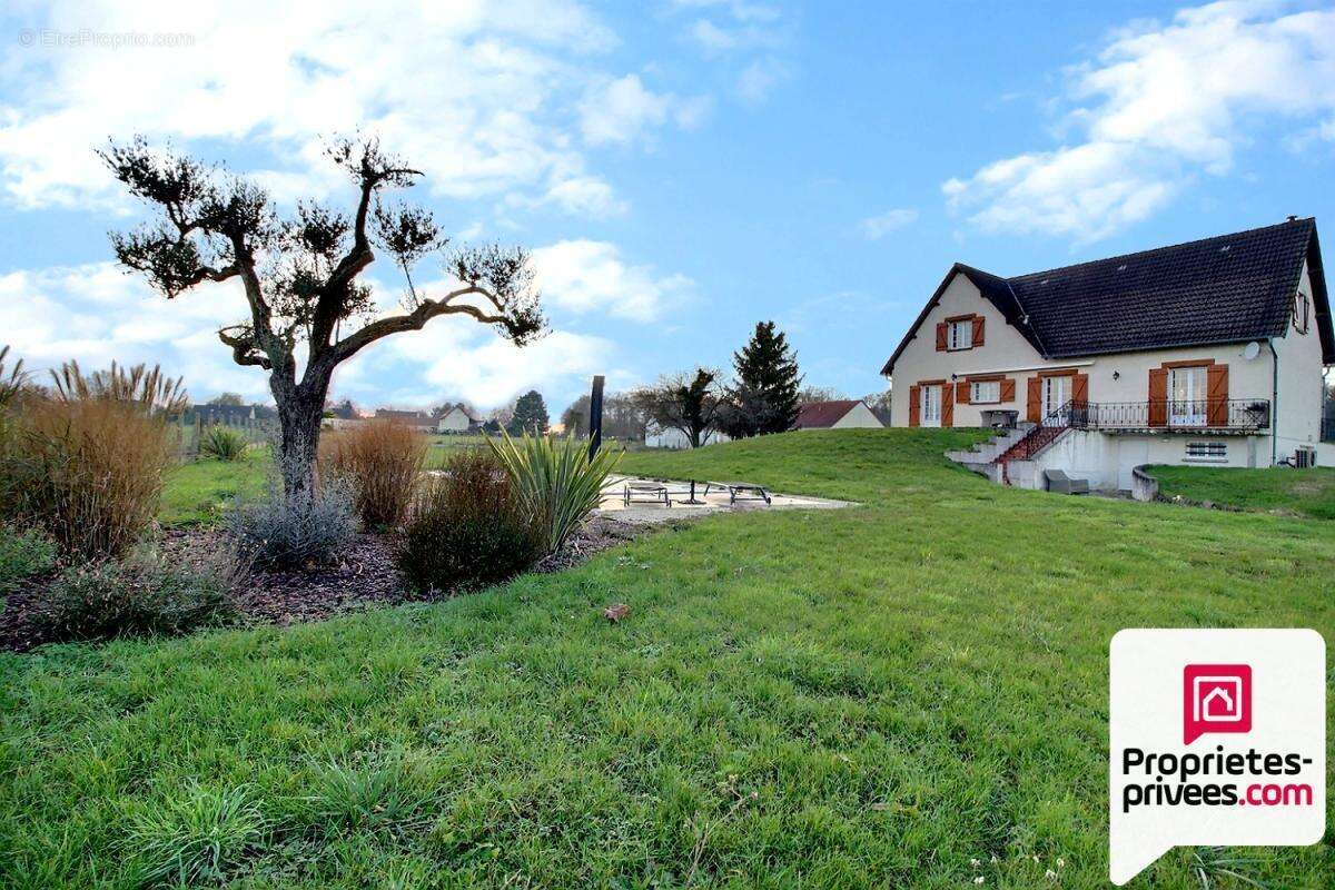 1h15 de paris - a vendre spacieuse maison 8 pieces, sous-sol, piscine, terrain 4350  m² - photo 10