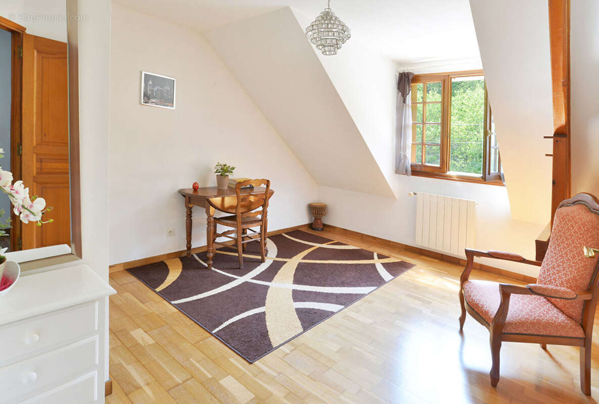 Maison Montgeron 6 pièce(s) 115 m2 - photo 8