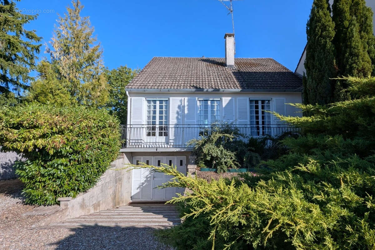 PRIX EN BAISSE! Charmante maison de ville avec jardin au calme - photo 20