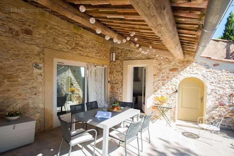 Photo 2 - Maison à SAINT-CHINIAN