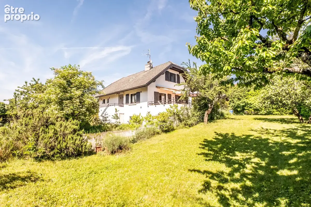 Maison à VETRAZ-MONTHOUX