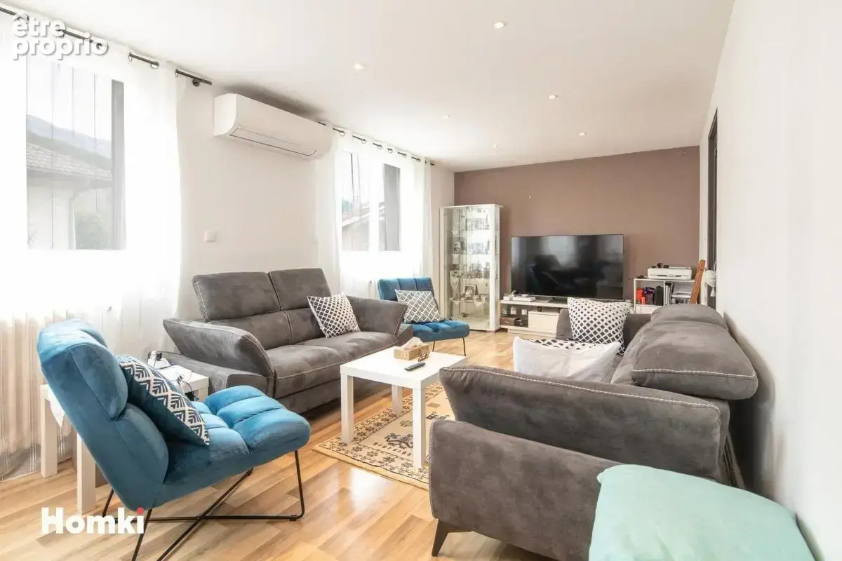 Maison/Villa T8 de 173 m² à Varces-Allières-et-Risset 38760 - photo 2