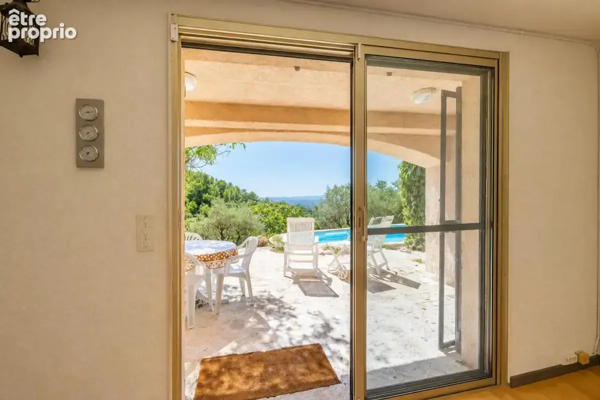 Maison de 8 pièces de 150 m² à Seillans - photo 14