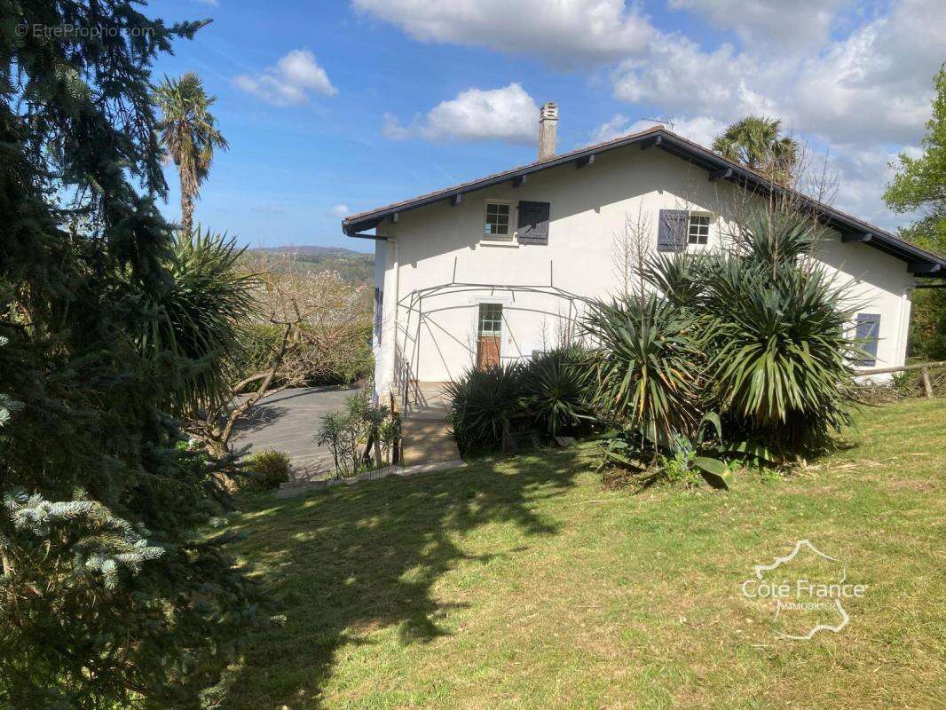 Maison à CAMBO-LES-BAINS