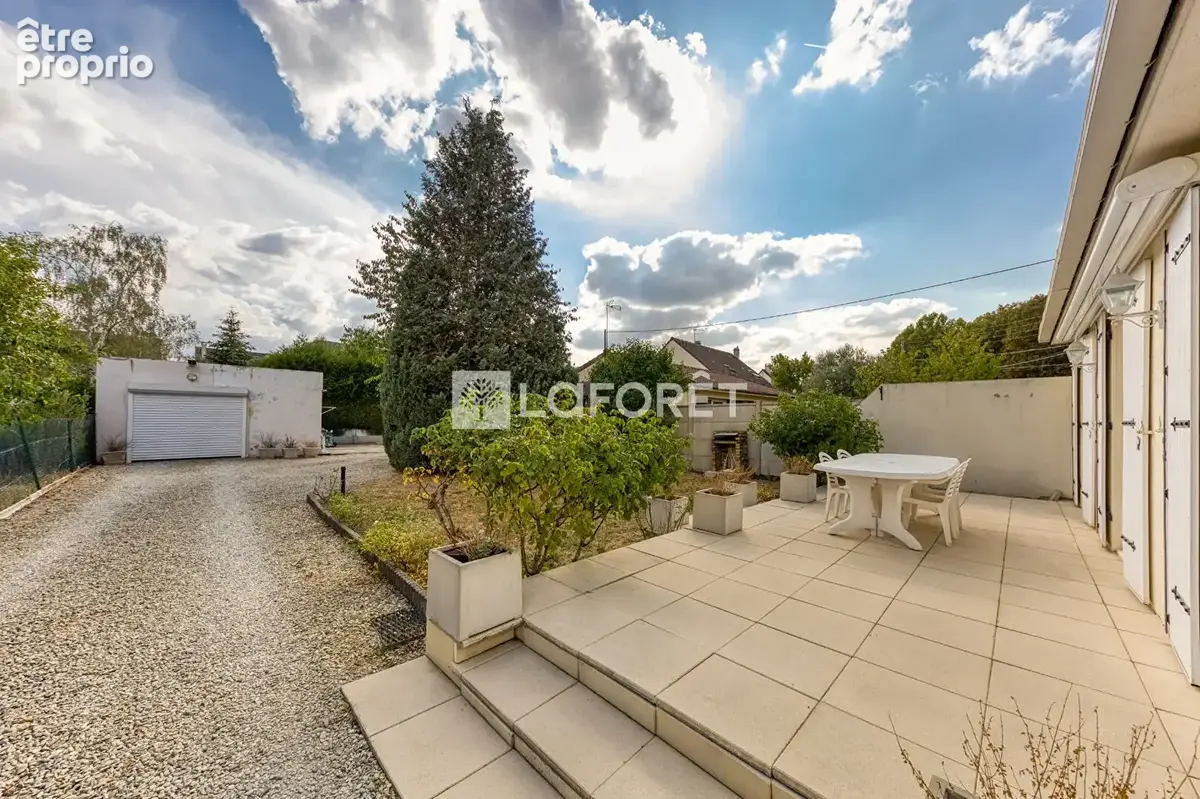 Maison Pontault Combault 6 pièce(s) 120m2 - photo 2