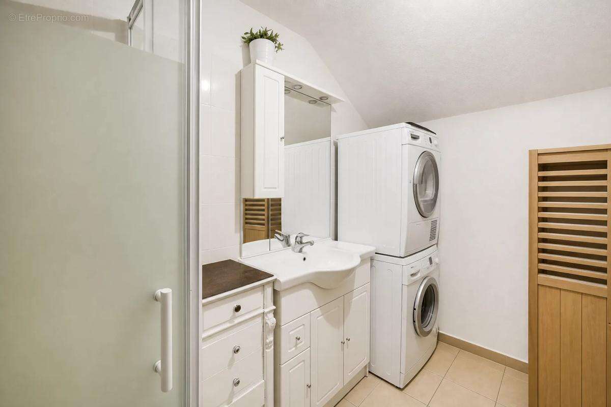 Immeuble 330m² idéal investisseur à Alès - photo 33
