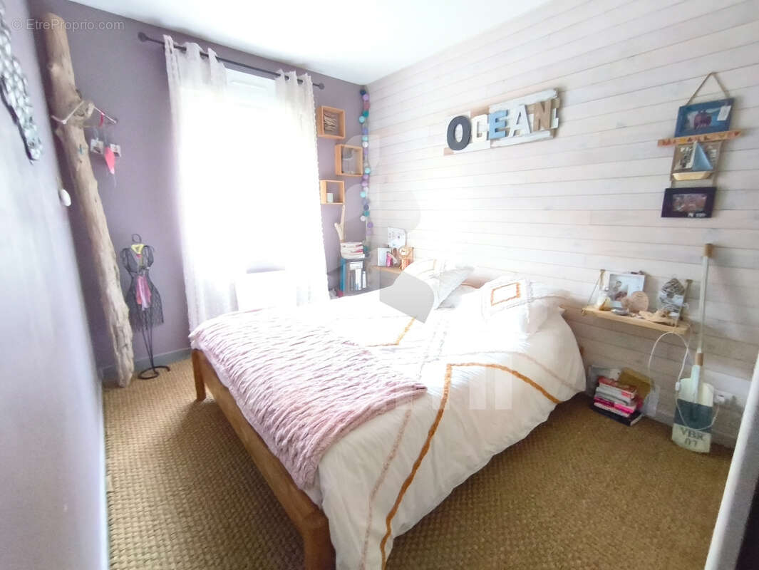 Maison à ARTHEMONAY