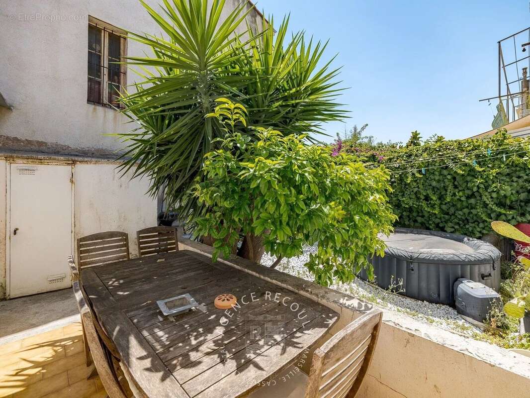Maison à MARSEILLE-7E