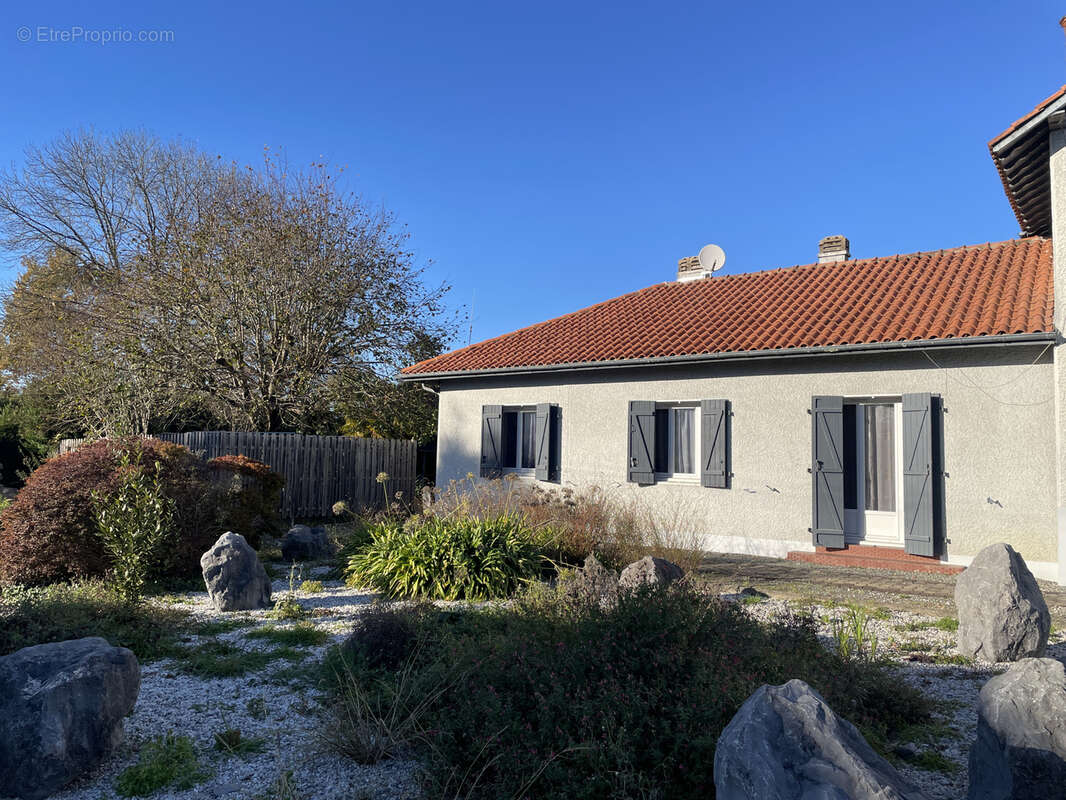 Maison à IDRON