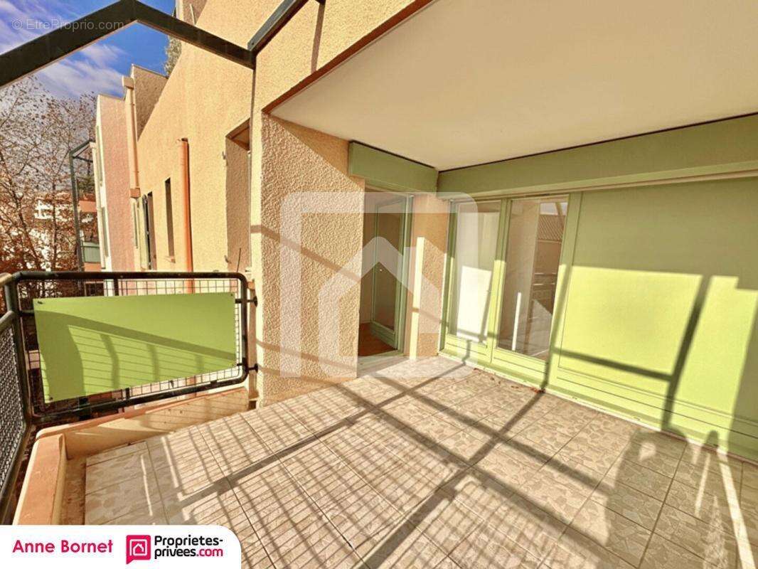 Appartement à VALBONNE