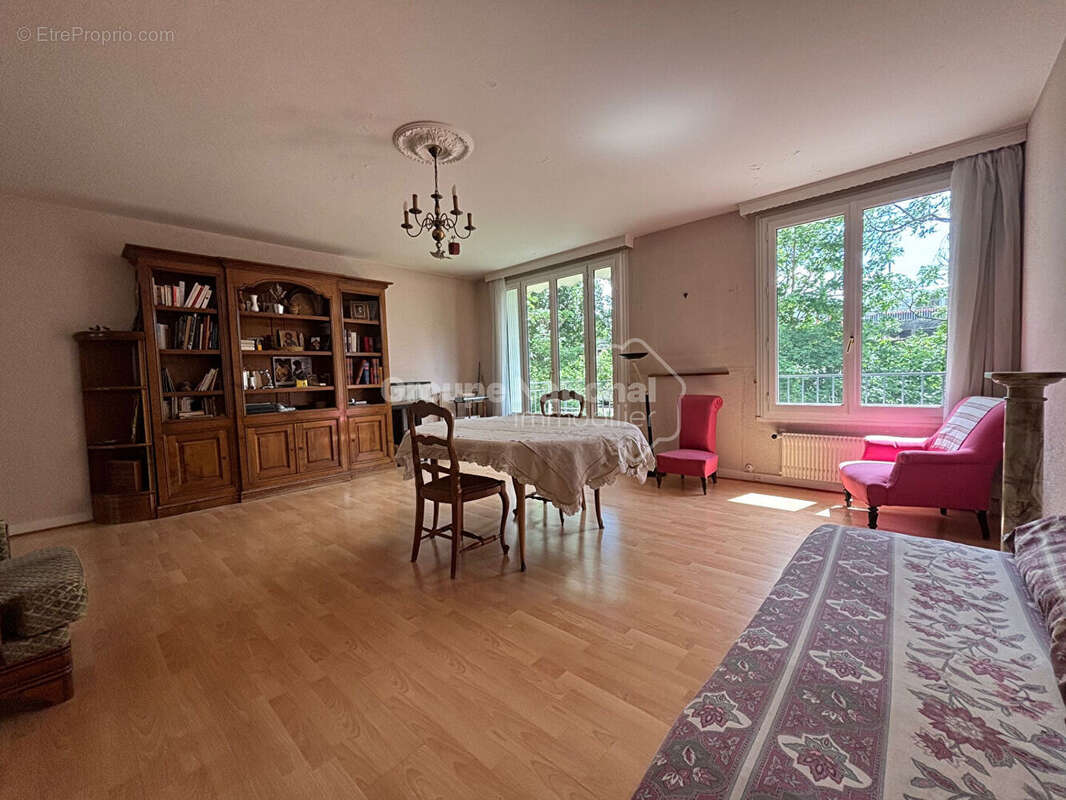 Versailles  La Roseraie - 3 pièce(s) 87.64m2 + 2 Balcons - photo 2