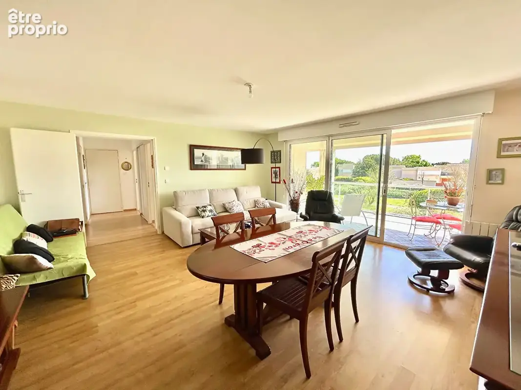 Appartement 64 m² La Rochelle -Terrasse 22 m² - Ascenseur - Parking - DPE B - photo 14