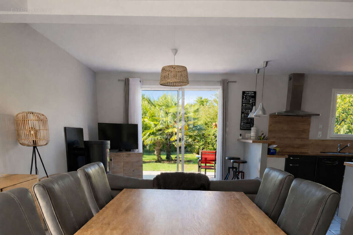 Maison à LES SORINIERES