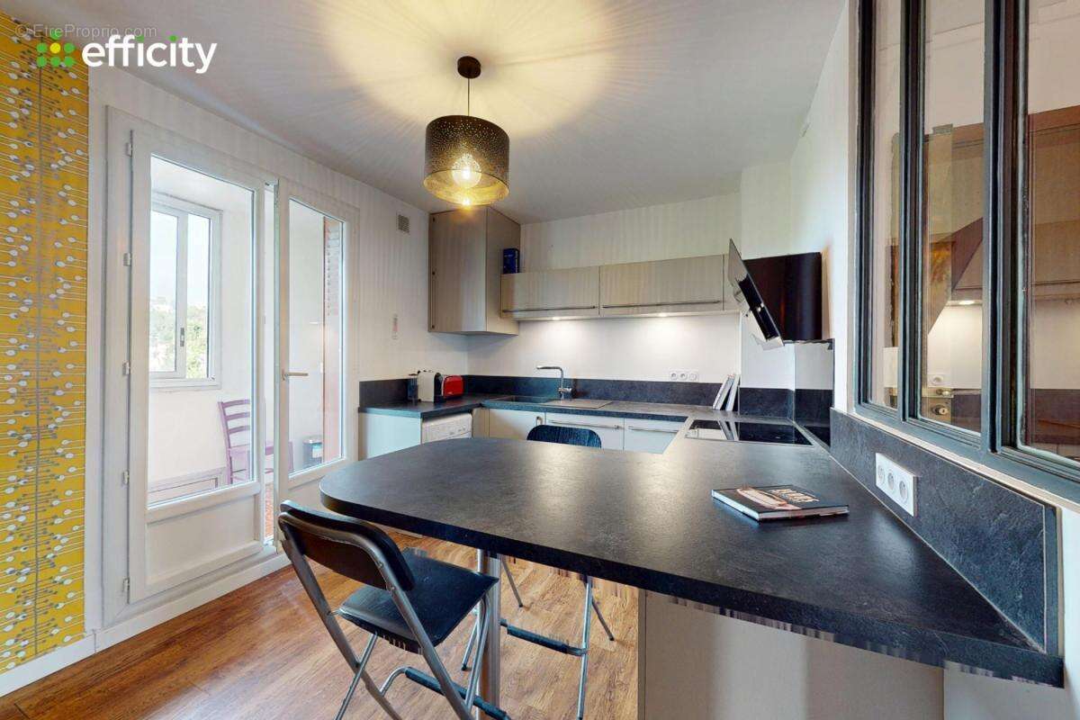 Appartement à CALUIRE-ET-CUIRE