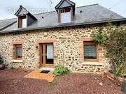 Maison à ARQUENAY