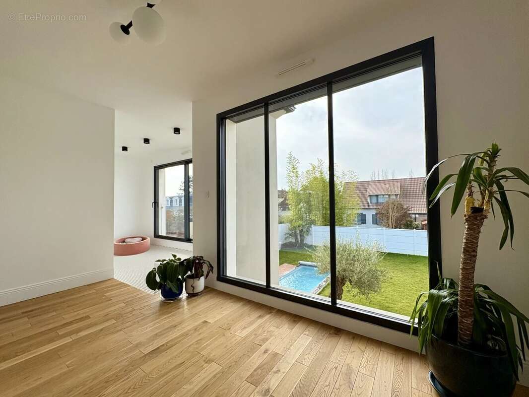 Maison à LE PLESSIS-TREVISE