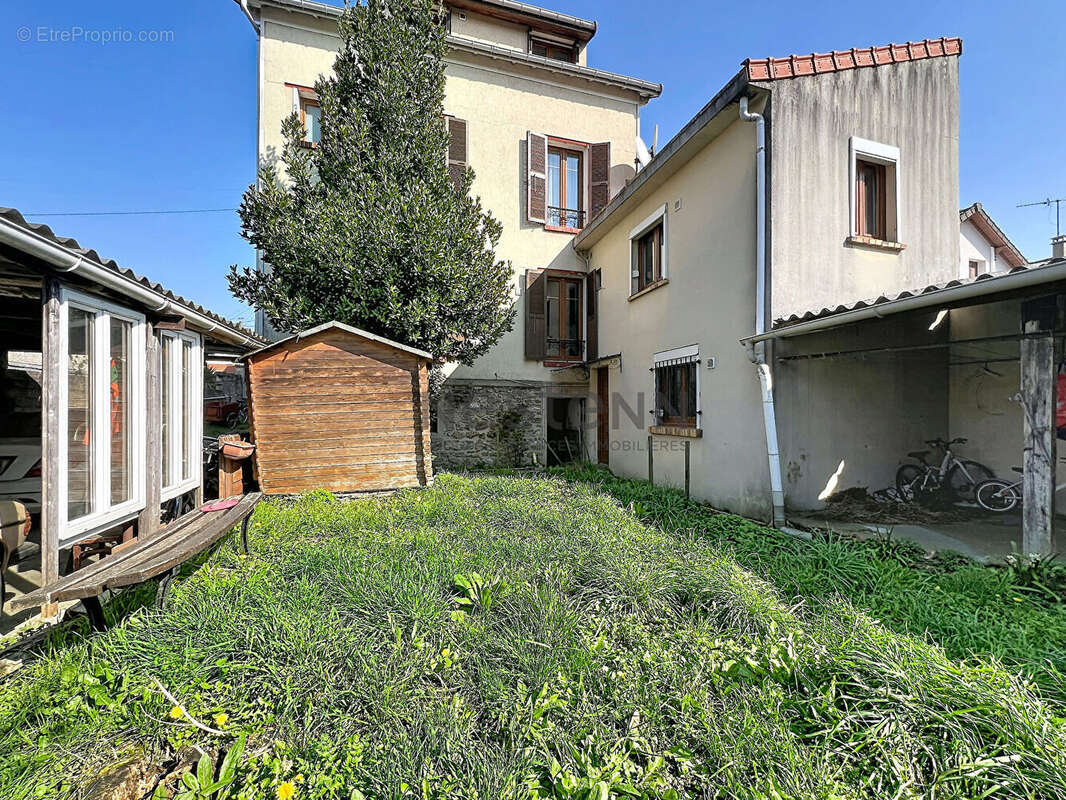 Maison à VILLENEUVE-SAINT-GEORGES