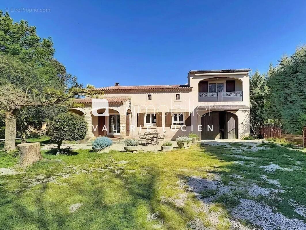 Maison à SAINT-REMY-DE-PROVENCE