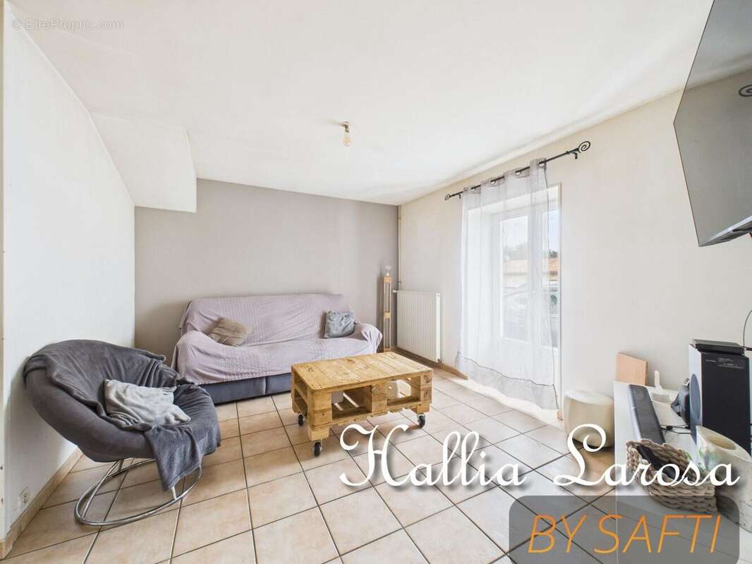 Photo 2 - Maison à CIVAUX