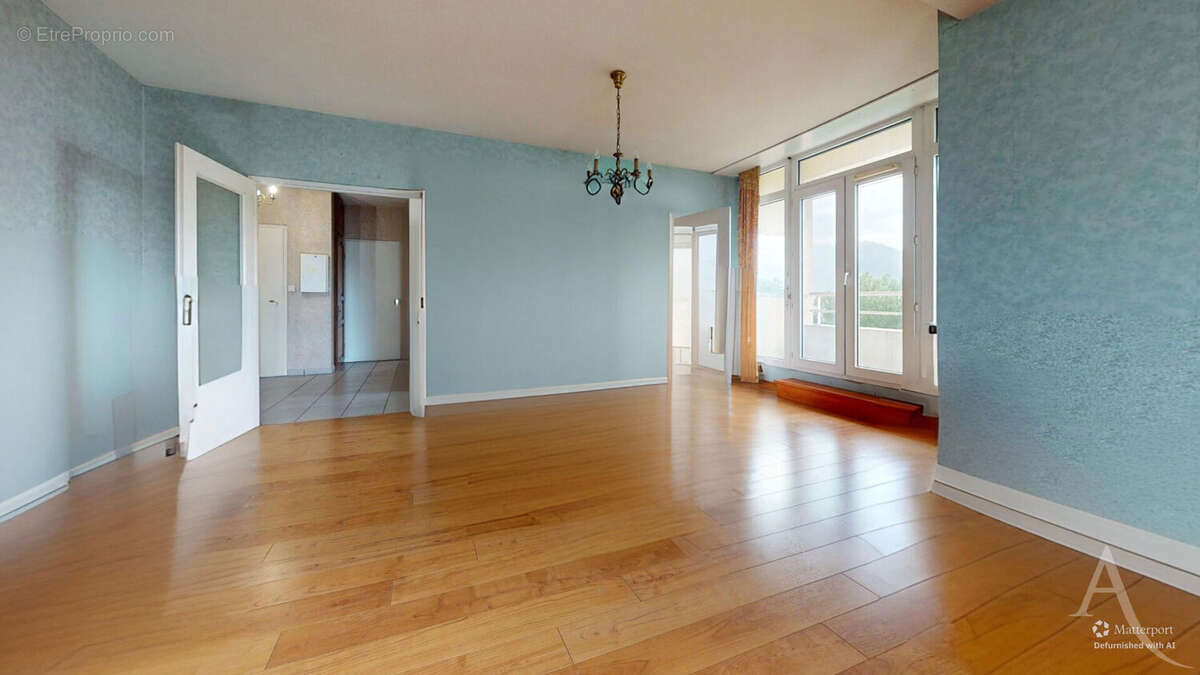 Appartement à FONTAINE