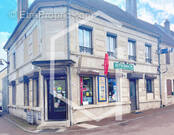 Commerce à MESVES-SUR-LOIRE