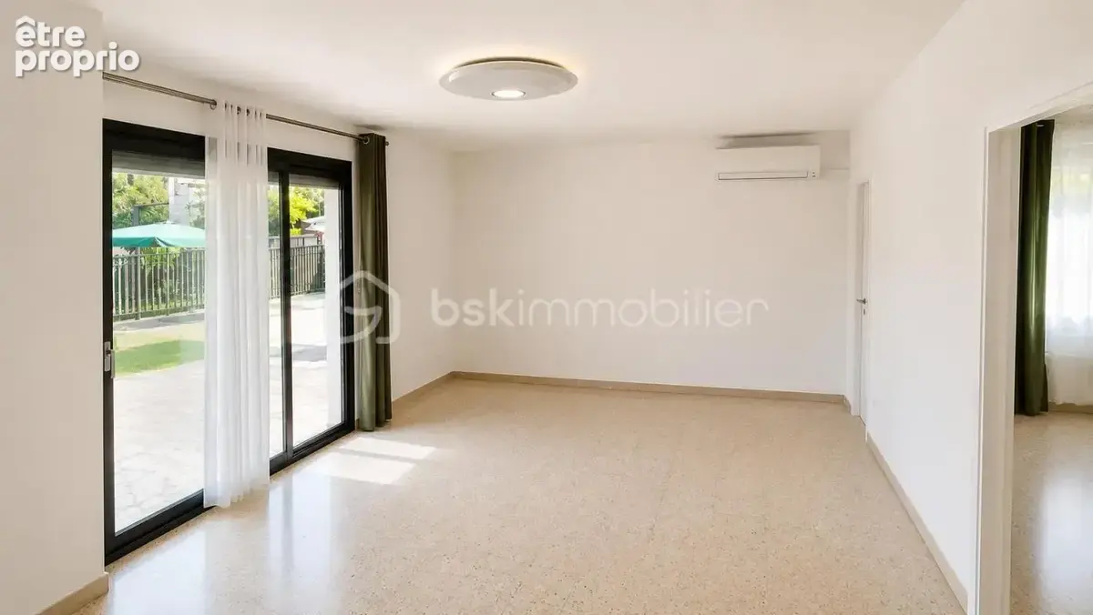 EXCLUSIVITÉ – La Marquise : propriété familiale avec terrain de 680 m²” - photo 13