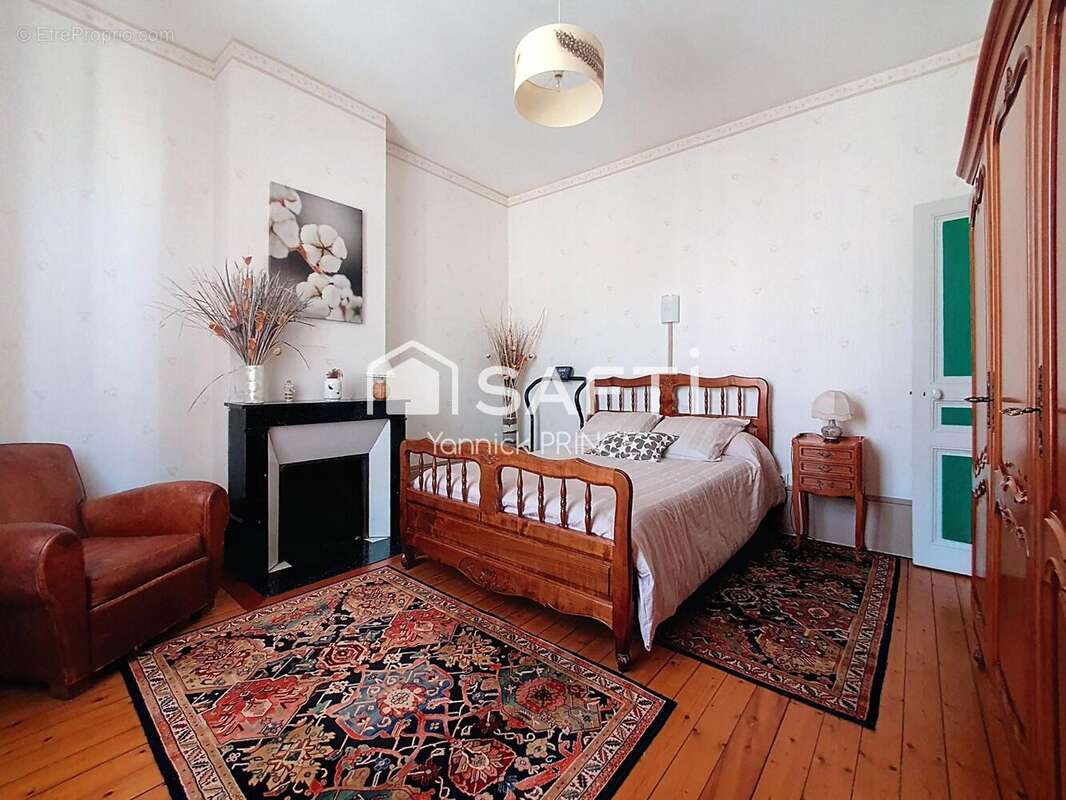 Photo 9 - Maison à PONT-SUR-YONNE