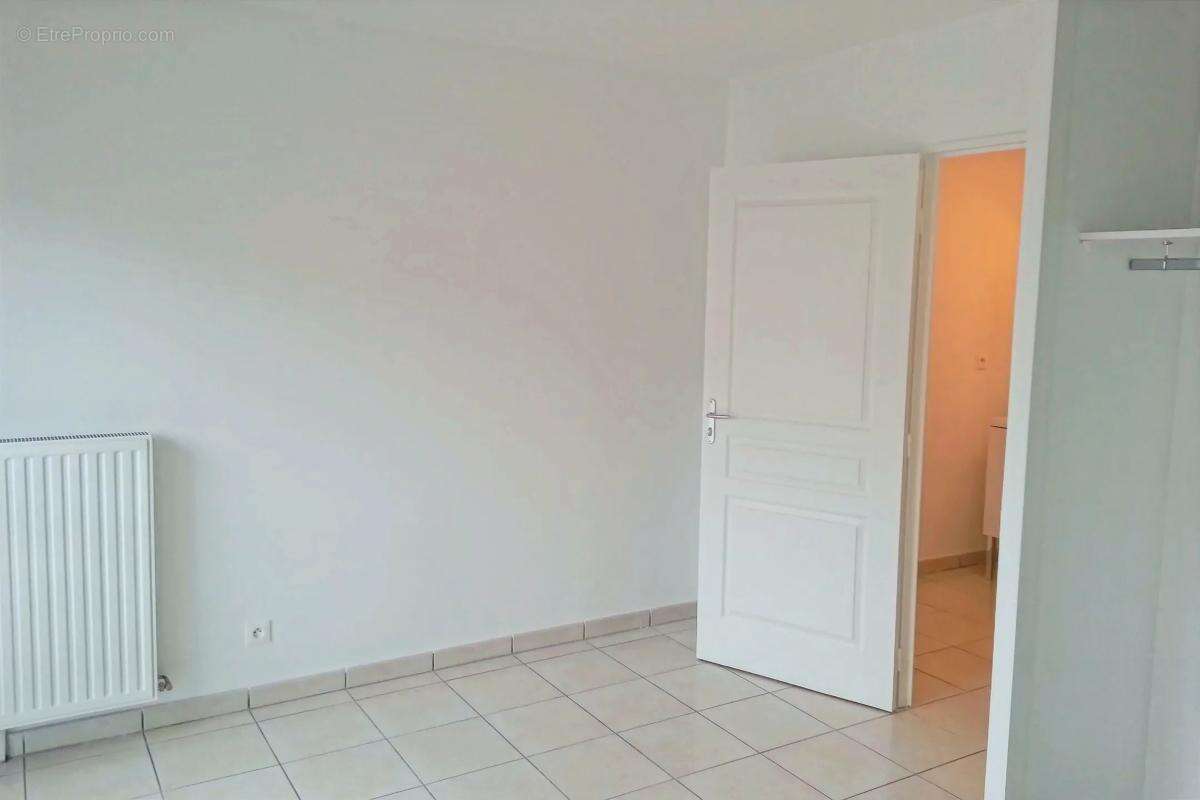 Appartement à BRON