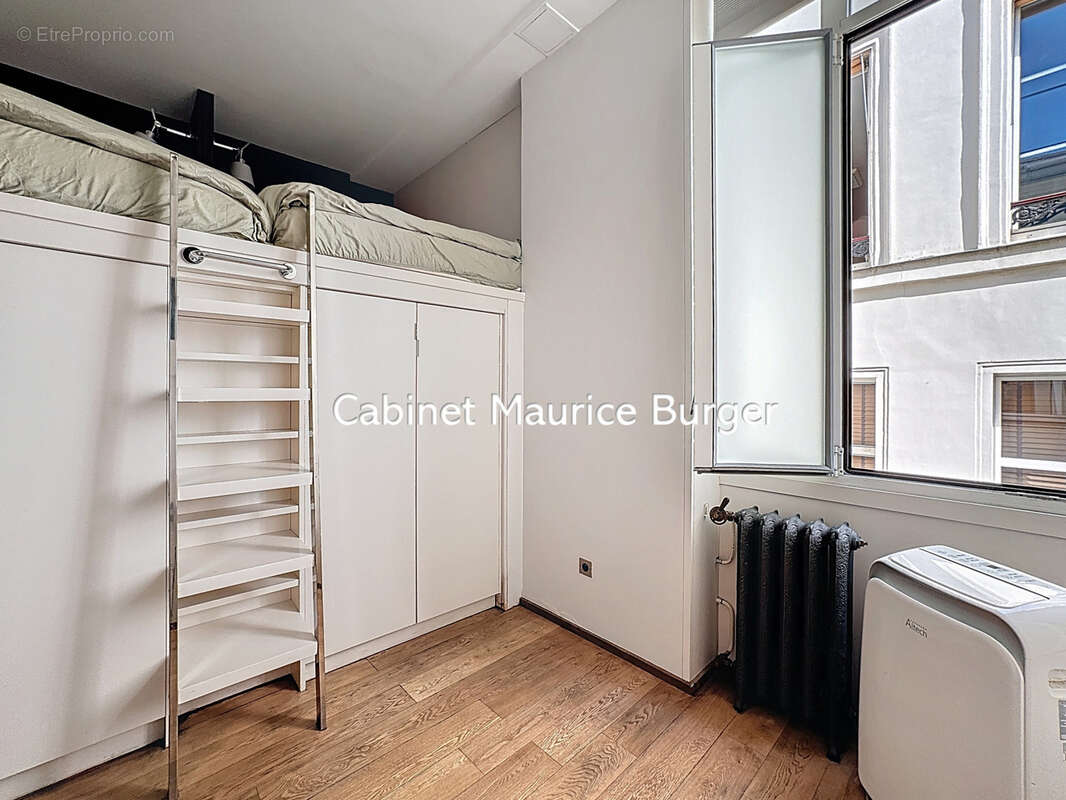 Appartement à PARIS-2E