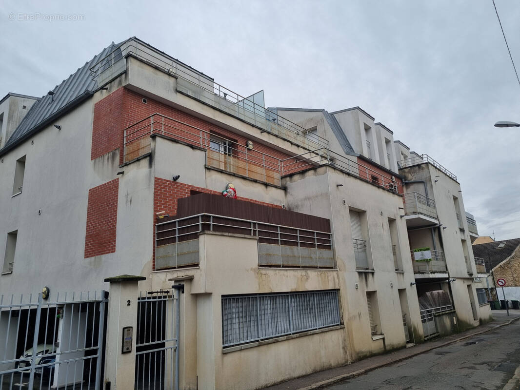 Appartement à SAVIGNY-SUR-ORGE