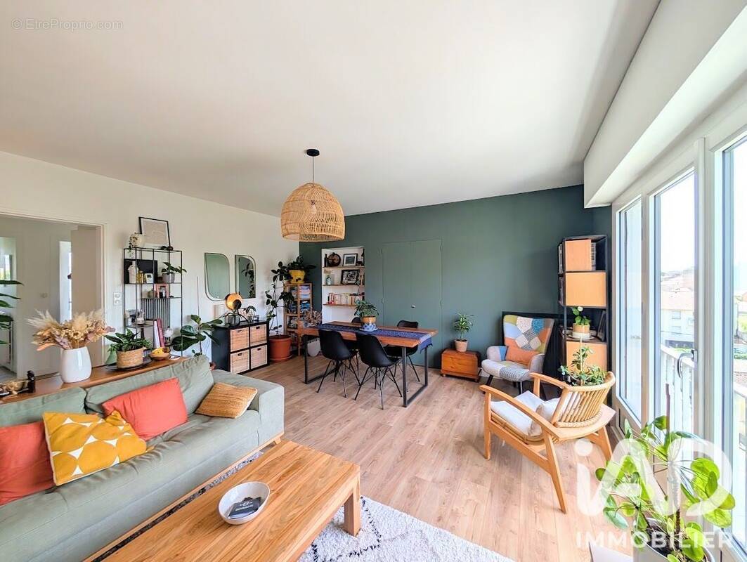 Photo 1 - Appartement à BORDEAUX