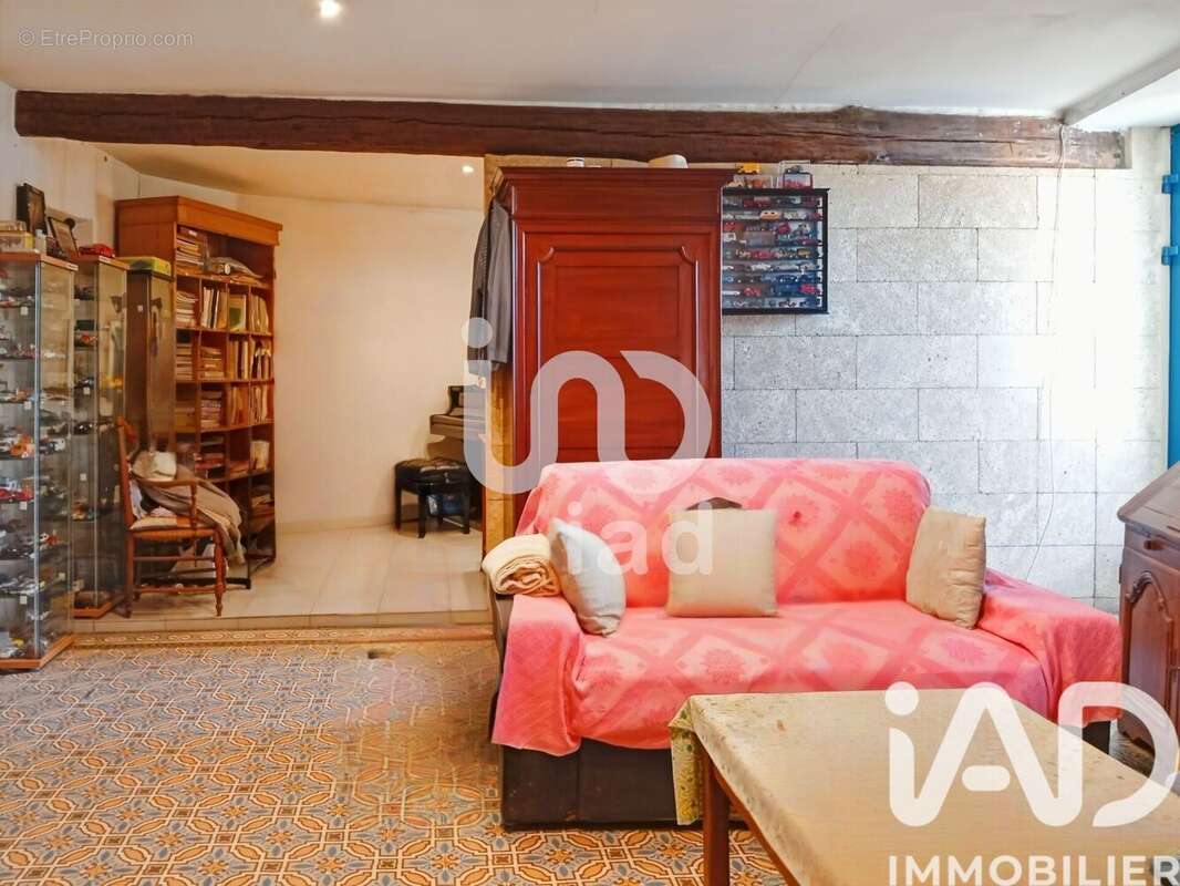 Photo 4 - Maison à ESTEZARGUES