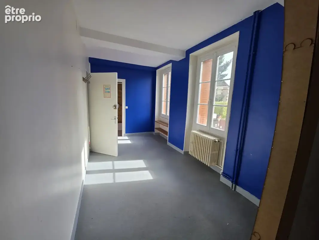 Ensemble immobilier avec ancien hôtel-restaurant et appartement indépendant au cœur de Chabris - photo 16