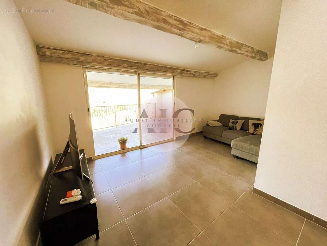 Appartement à FAYENCE