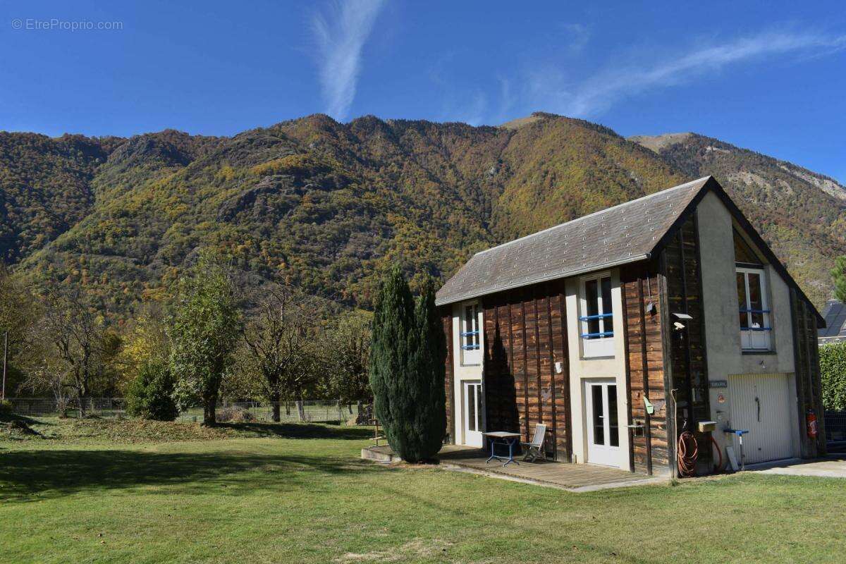 Maison à JUZET-DE-LUCHON