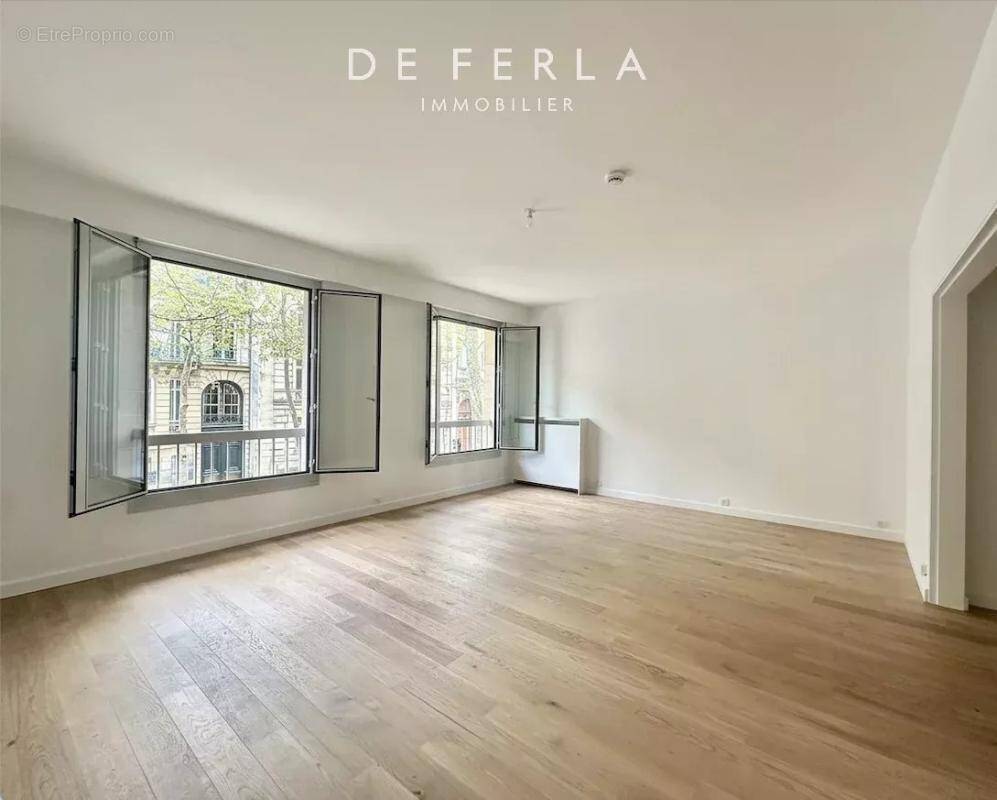 Appartement à PARIS-7E