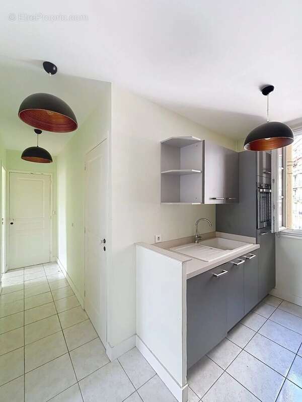 Appartement à LA GARENNE-COLOMBES